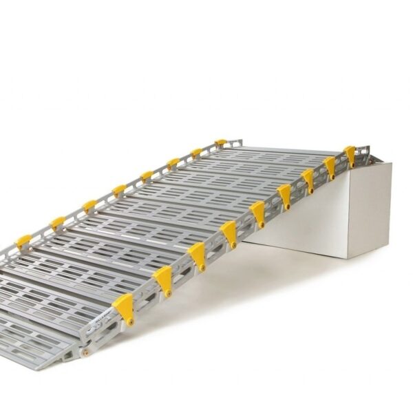 Rampa Enrollable BRYO – Accesibilidad Portátil, Robusta y Personalizable.